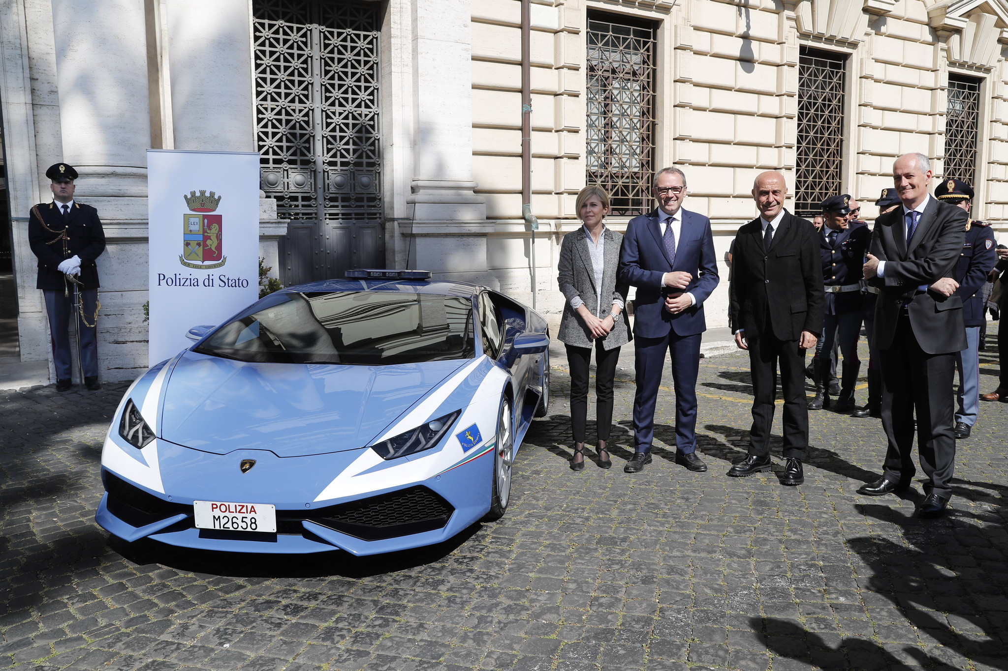 Новый Lamborghini Huracán Polizia для итальянской полиции