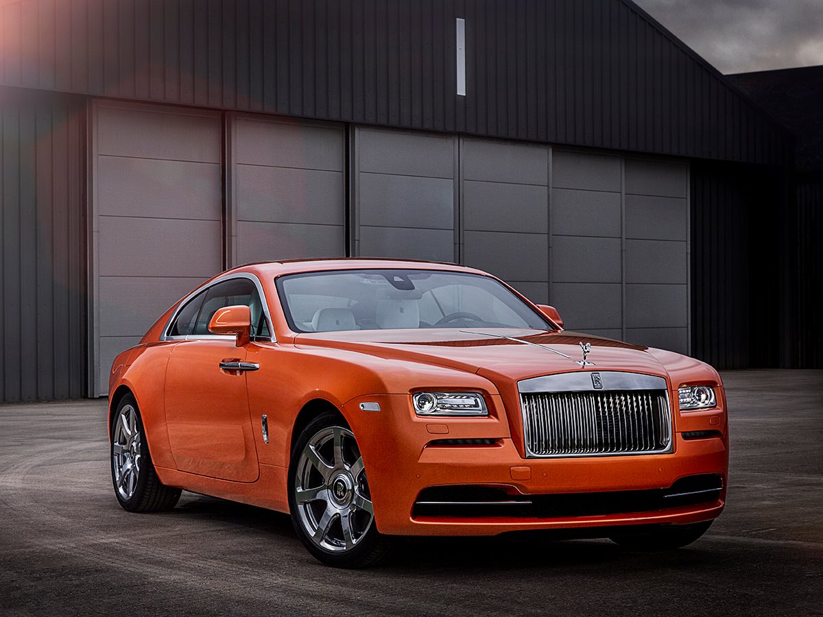 Rolls-Royce Wraith сделали оранжевым