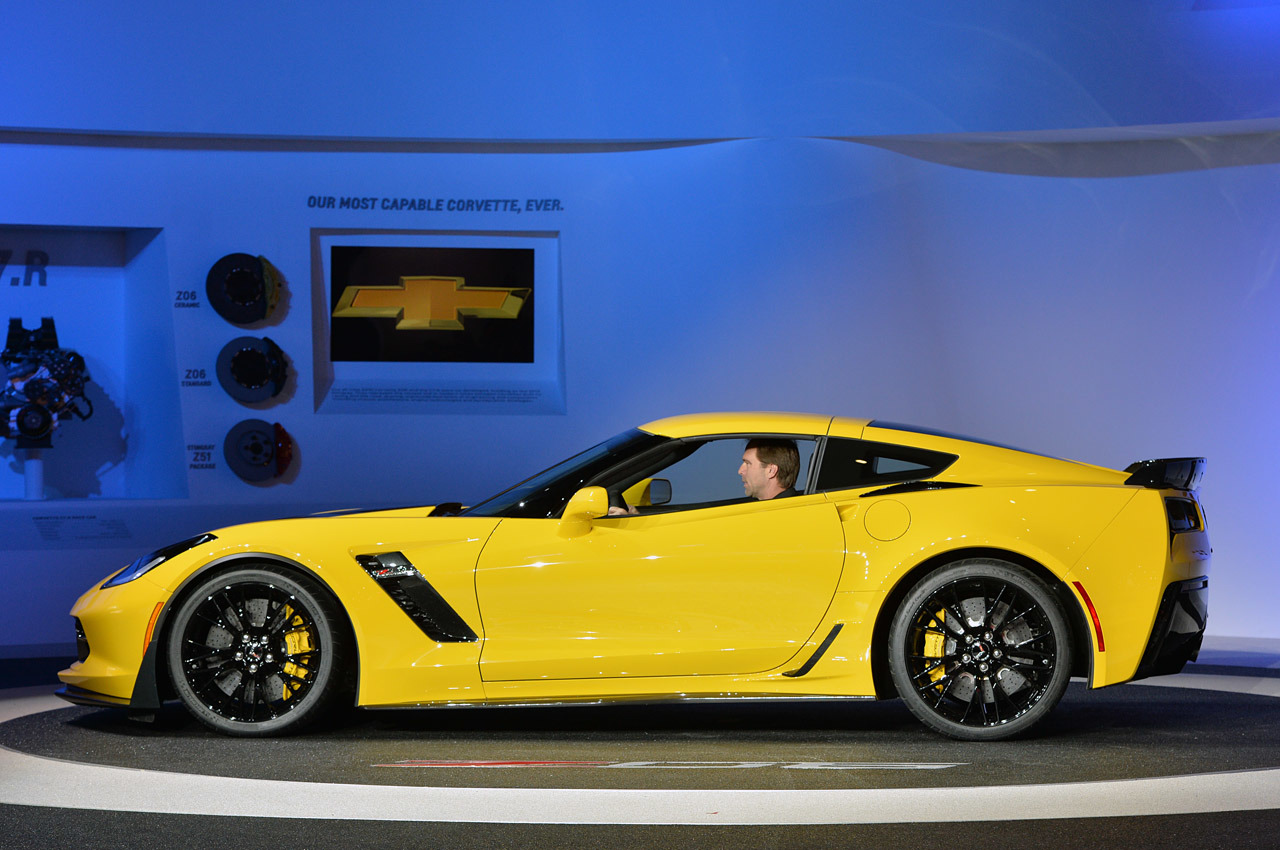 Chevrolet Corvette z06 track