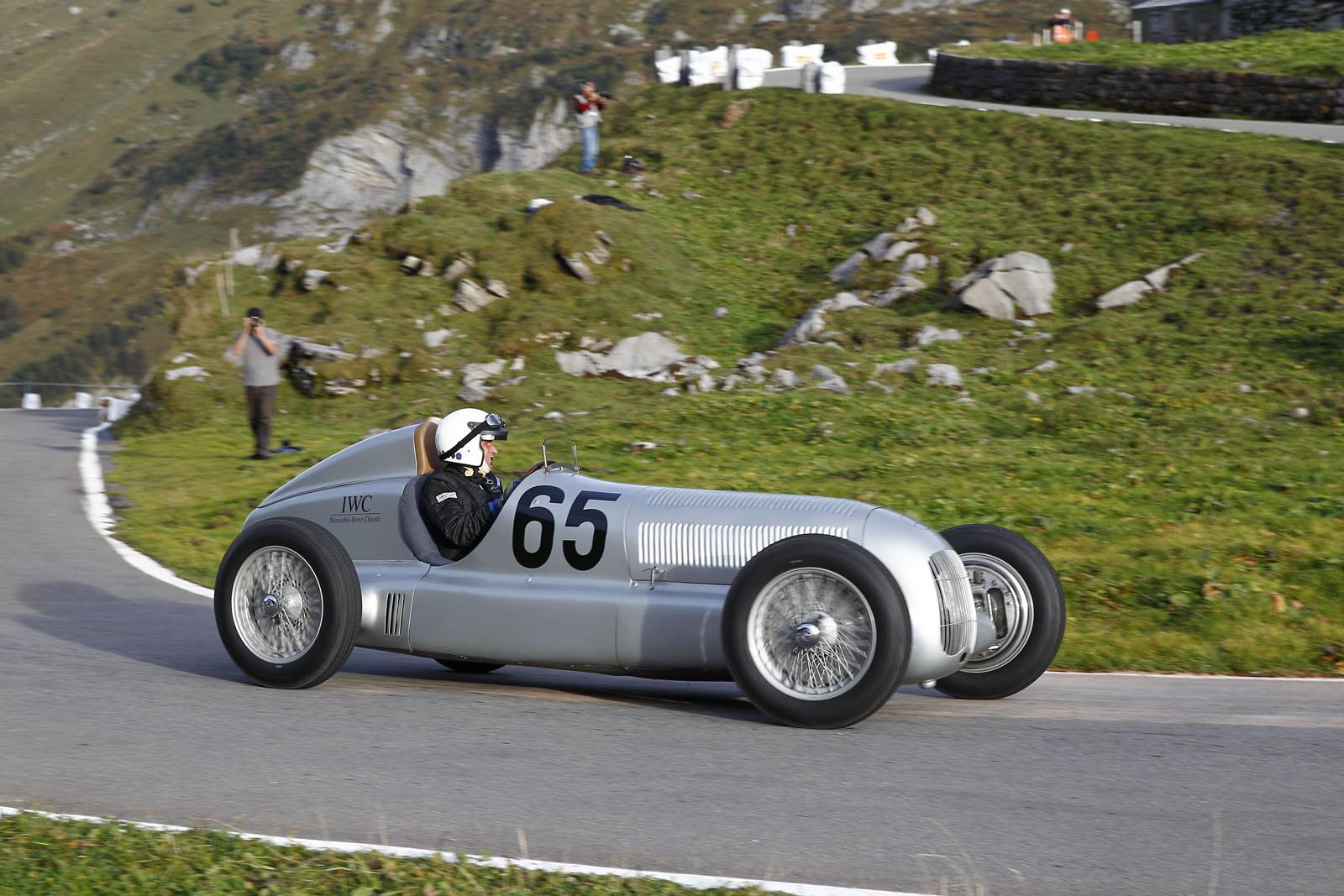 Mercedes Silver arrow 19